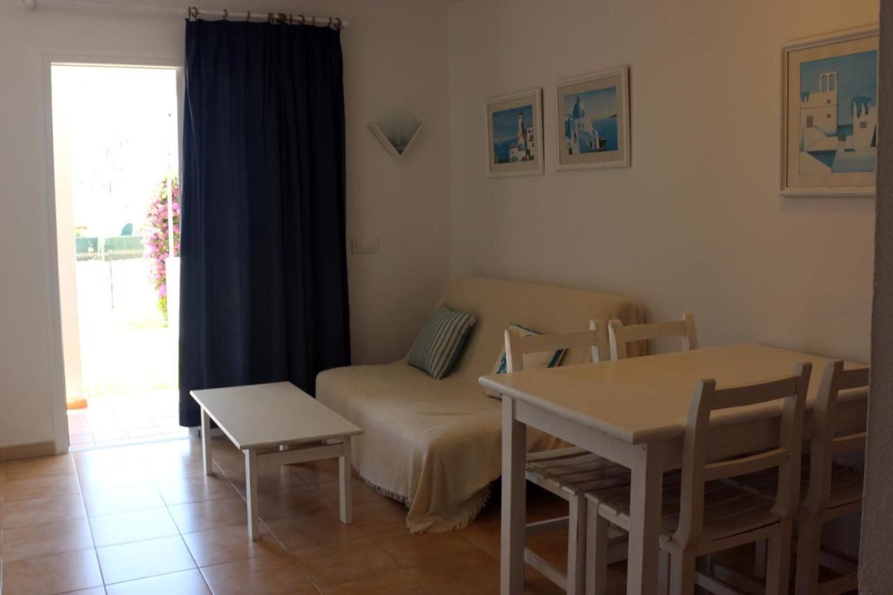 Apartamentos Saura Cala'N Blanes  Extérieur photo